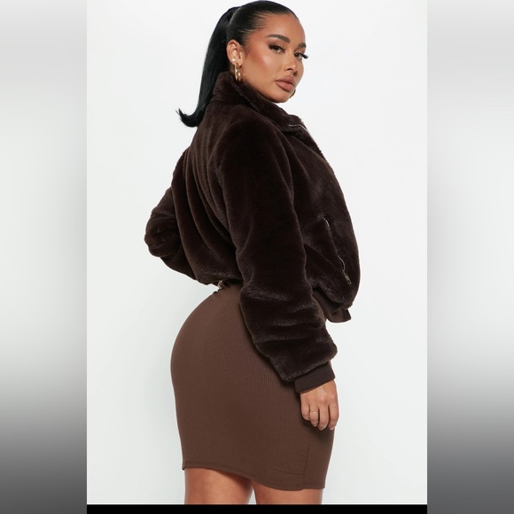 Faux fur bomber jacket - Picture 2 of 4